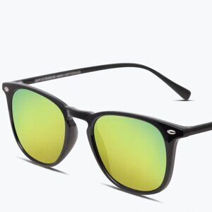 NWT Diff Brody Women's Sunglasses, Shiny Black and Gold Mirror Lenses